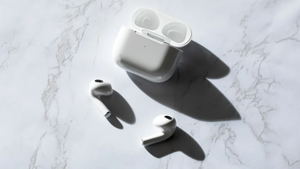 apple-airopods-4